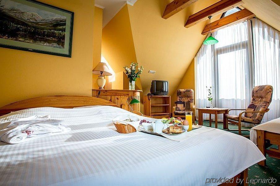 Skalny Hotel 3*